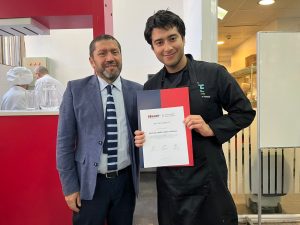 Charcutería, conservas y creación de negocios aprendieron los jóvenes de Súmate gracias a AIEP