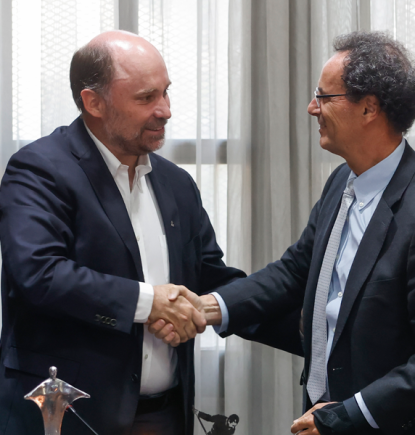 Hogar de Cristo y UC: Sellan alianza estratégica al servicio del país