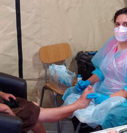 Todos los miércoles en Lirquén: ¡Atención podológica para los damnificados!