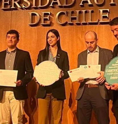 Hogar de Cristo recibe sello HuellaChile por su corrida solidaria